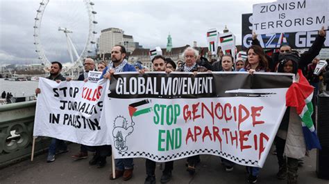 İngiltere'de Gazze'de öldürülenler için sessiz yürüyüş düzenlendi - Son Dakika Haberleri